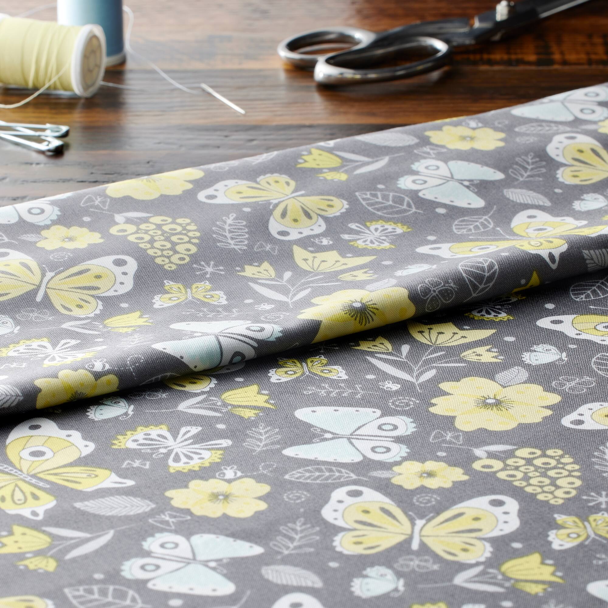 Camelot Fabrics Iron Flutter Buzz on the Wing Cotton Fabric